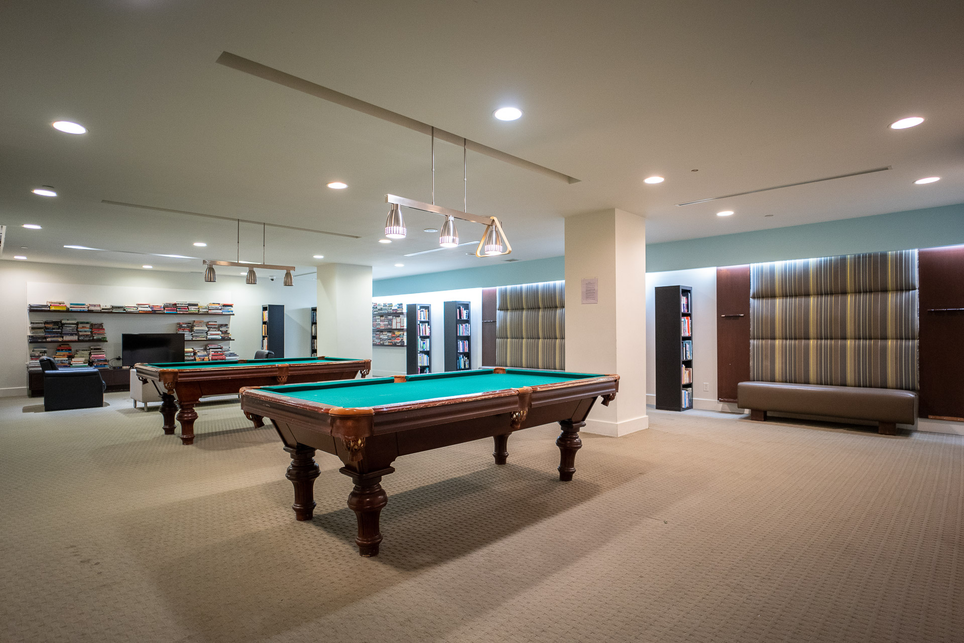 Billiards lounge